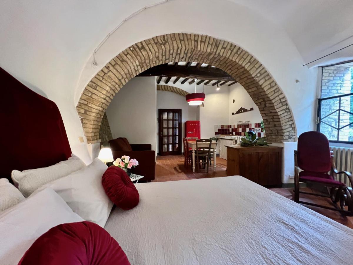 Appartement Le Fonti Di San Gimignano Extérieur photo